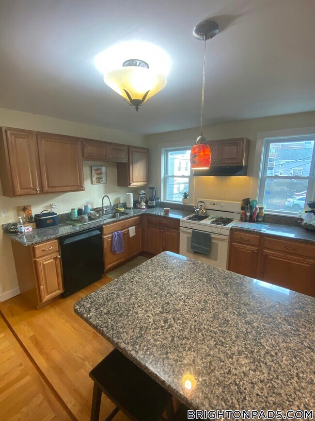 Photo - 345 Market St Unidad 2