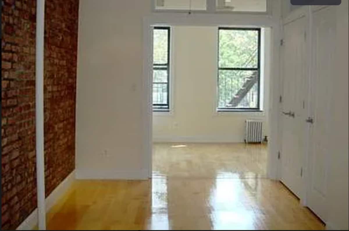 First Avenue - First Avenue Unidad 1