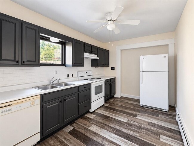 39 Roland St Unit 1