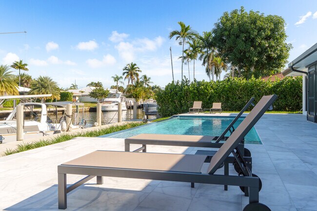 Photo - 273 Tropic Dr