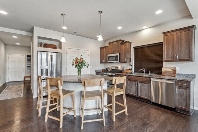 Photo - Beautiful 3 bedroom, 3 bath home backs to ...
