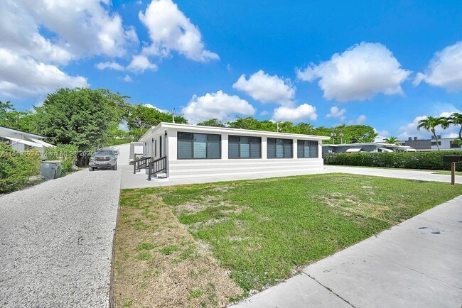 Photo - 12400 NE 11th Ct Unidad 1