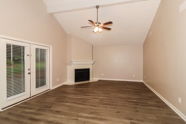 Photo - 4770 Millbank Ct