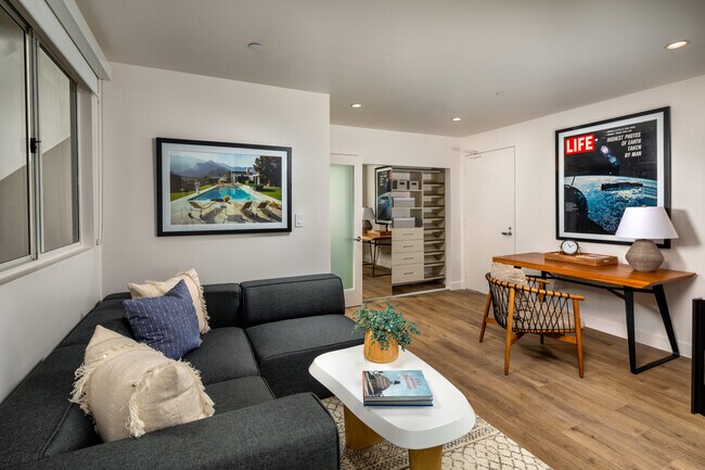 Residences on Third Street Promenade