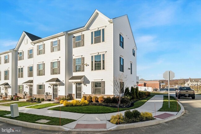 Photo - 122 Arcadia Wy