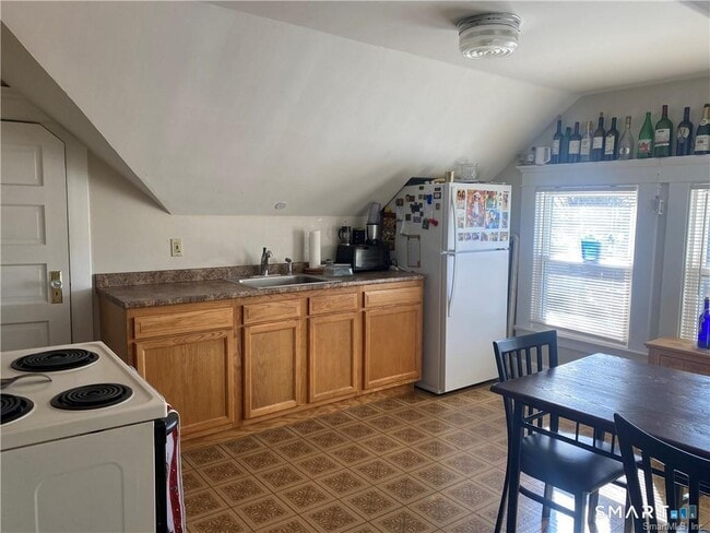 Photo - 207 Alden Ave Unit 3