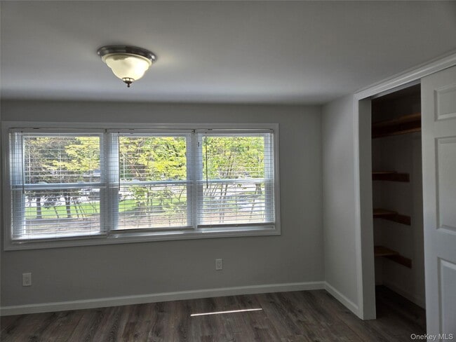 Photo - 4 Private Rd