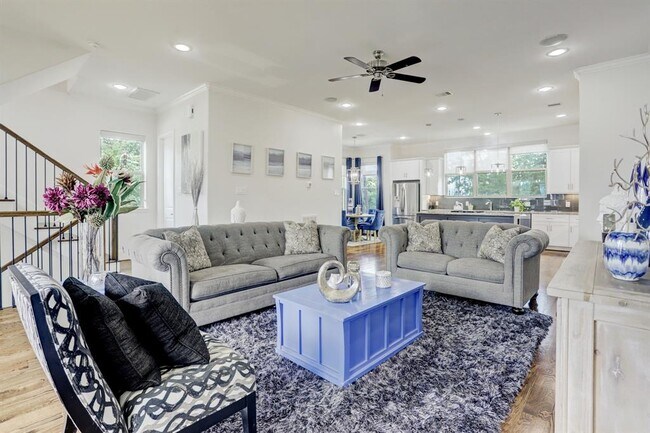 Photo - 1230 W 25th St House