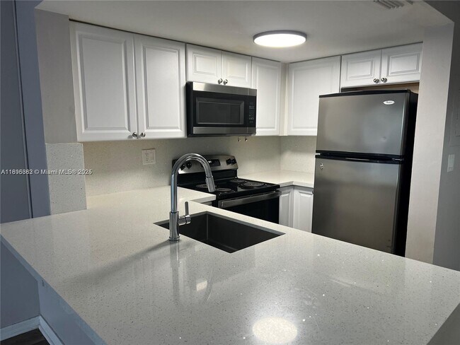 Photo - 650 NW 86th Pl Unidad 3-205