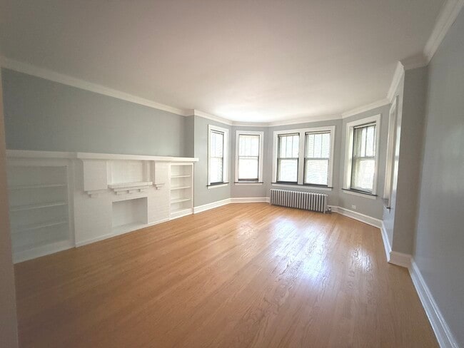 Photo - 7759 S Prairie Ave Unit 2