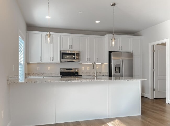 Photo - Sullivan Lane