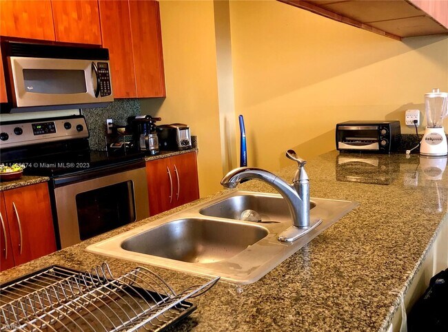 Photo - 1 br, 1 bath Condo - 1200 Brickell Bay Dr ... Unidad Apt 2622