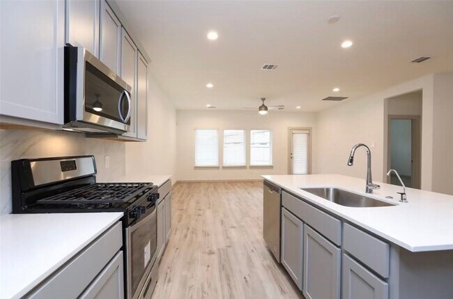 Photo - 7311 Ramsgate Cliff Ln
