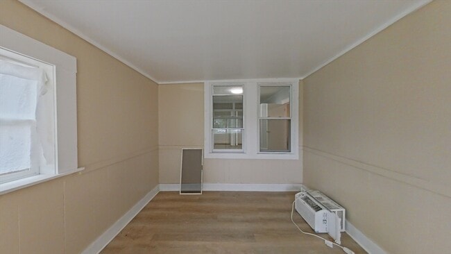 Photo - 74 Holbrook Rd House