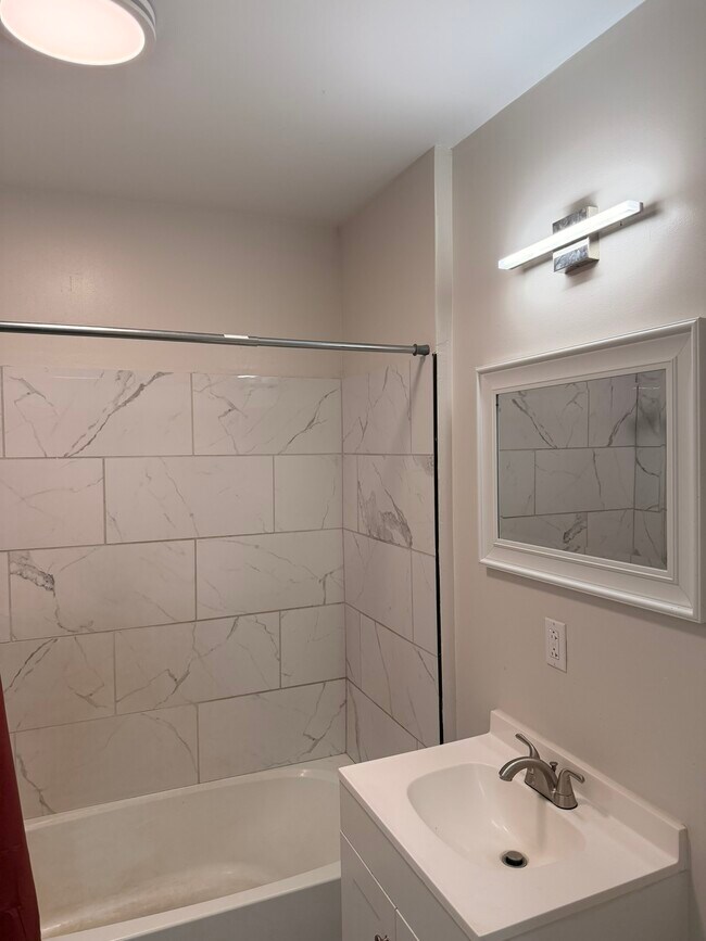 Photo - 328 Pattison St