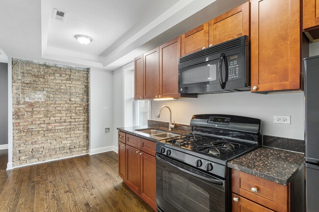 Photo - 7728 N Ashland Ave Unit D2