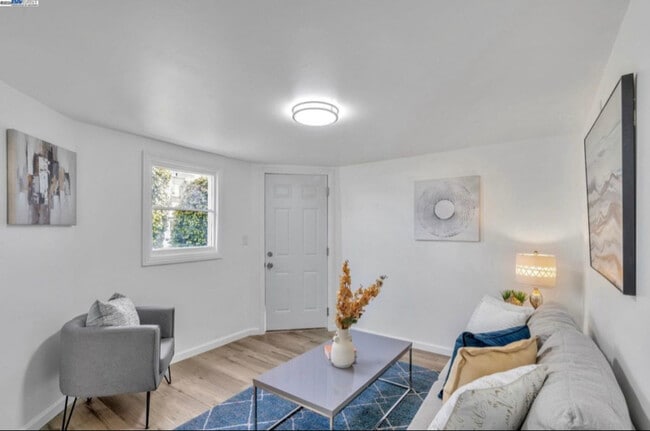 Photo - 2025 34th Ave Unit A