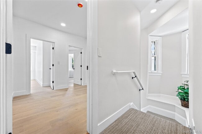 Photo - 373 Palmer Ave Unit 2nd Floor
