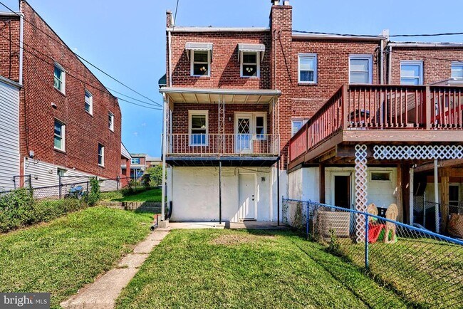 Photo - 530 47th St