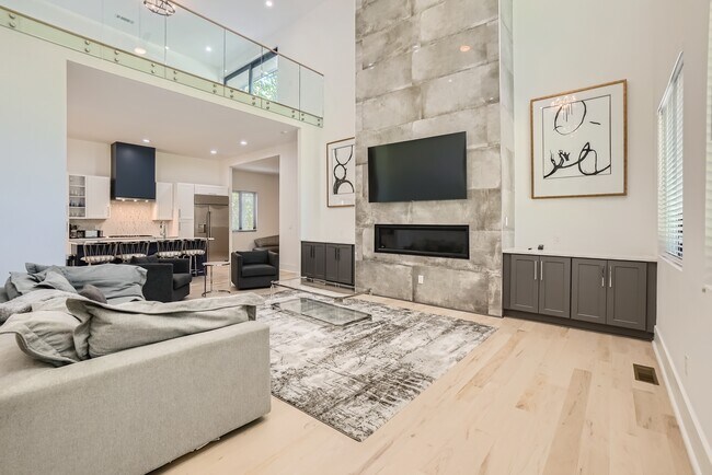 Photo - 5285 Mt Vernon Pkwy NW