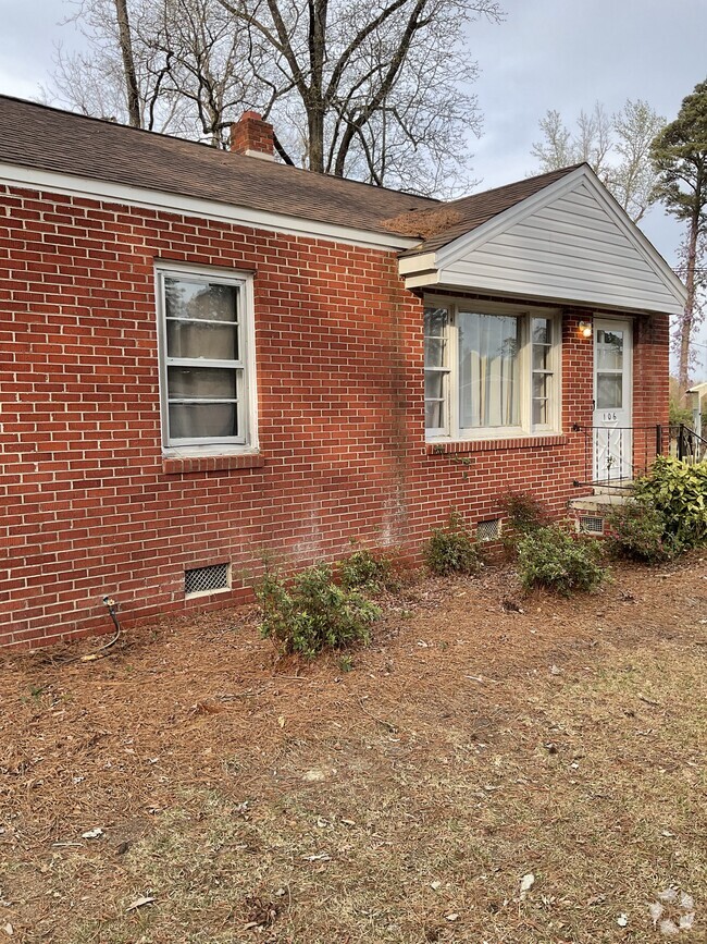 Building Photo - 106 Shamrock Cir Rental