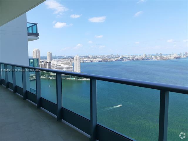 Building Photo - 1331 Brickell Bay Dr Rental