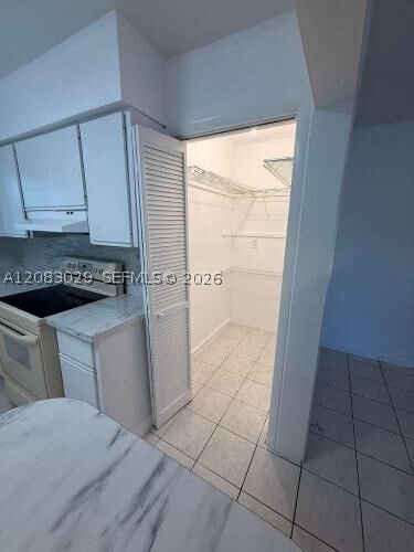 Photo - 8835 SW 27th St