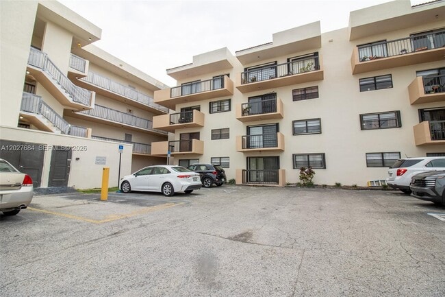 Photo - 995 SW 84th Ave Unit 408