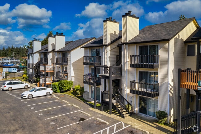 Brookhaven Apartments
