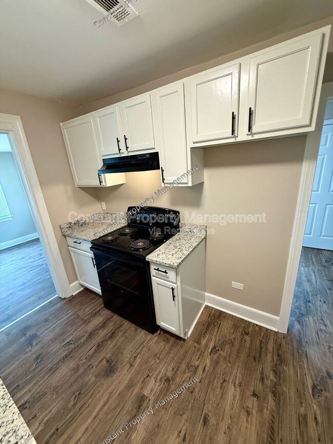 Photo - 281 Park St