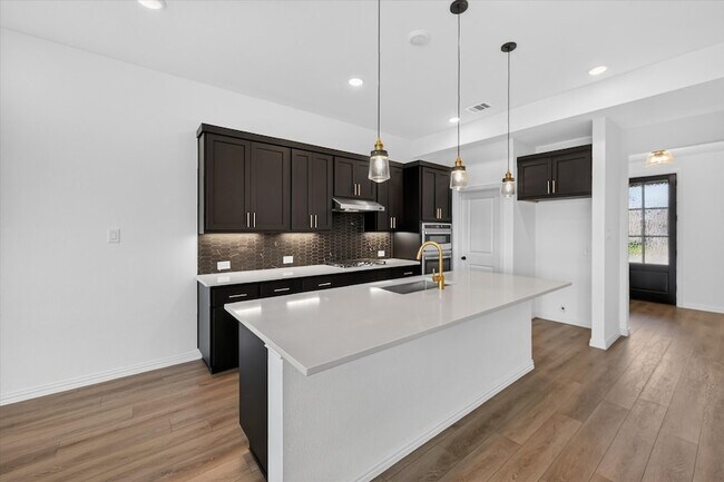 2307 Myrtle Wy