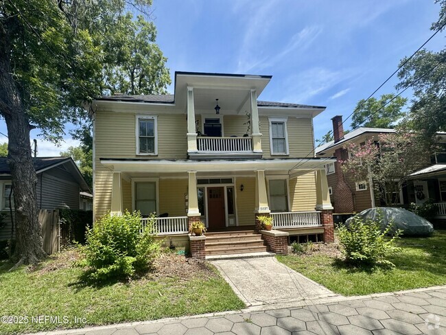 Building Photo - 2037 Myra St Rental