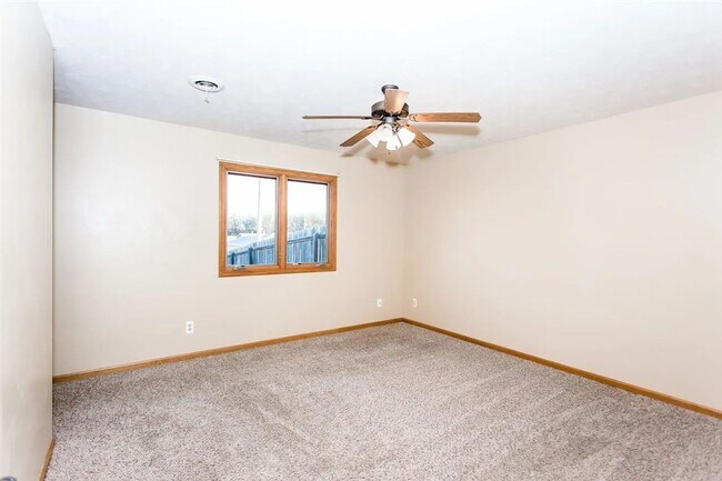 Photo - Spacious home in Ogden!