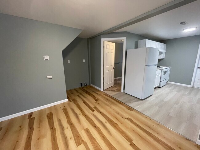 Photo - 115 Cruger St Unit 115