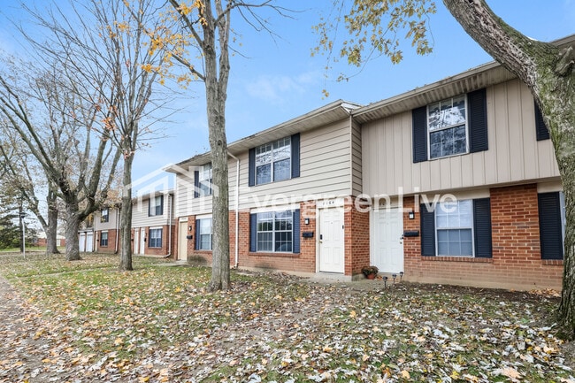 Photo - 8064 Mt Everest St