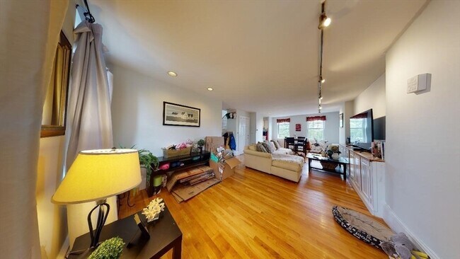408 Sumner St Unit 2
