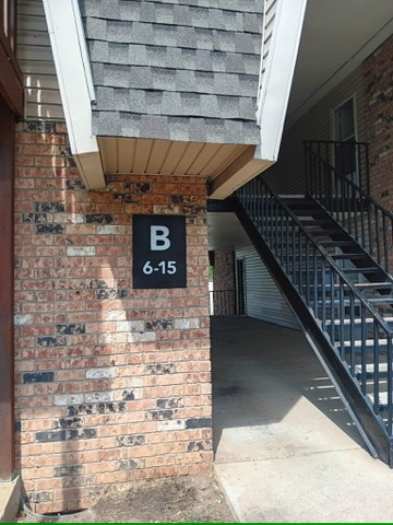 Photo - 370 Wallace Rd