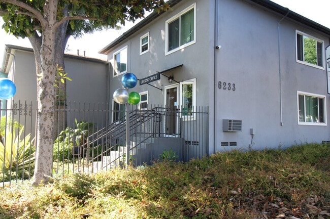 Photo - Ladera Townhouse
