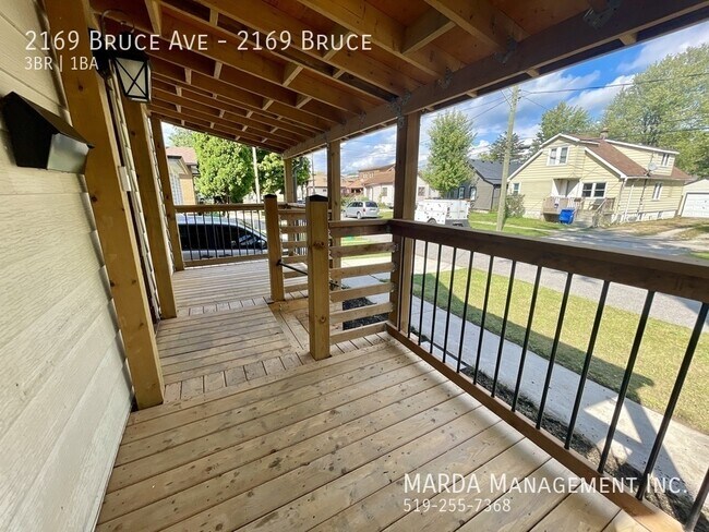 Photo - CHARMING 3 BED/1 BATH HOUSE + HYDRO, WATER & GAS!