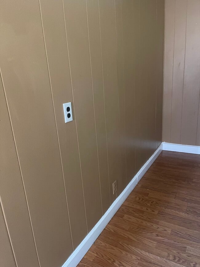 Photo - 379 Heathland Dr Unit Lee garden