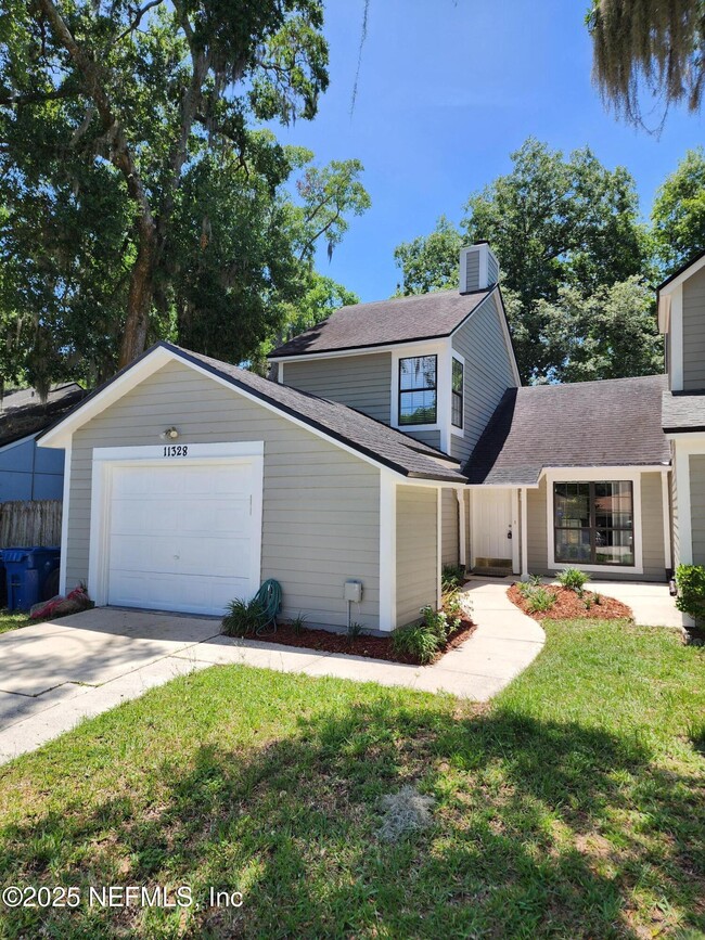 Photo - 11328 Trotting Horse Ln Townhome
