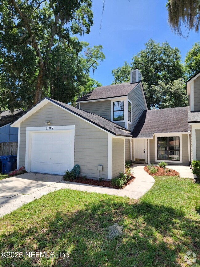 Building Photo - 11328 Trotting Horse Ln Rental