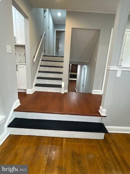 Photo - 2813 Gwynnview Rd