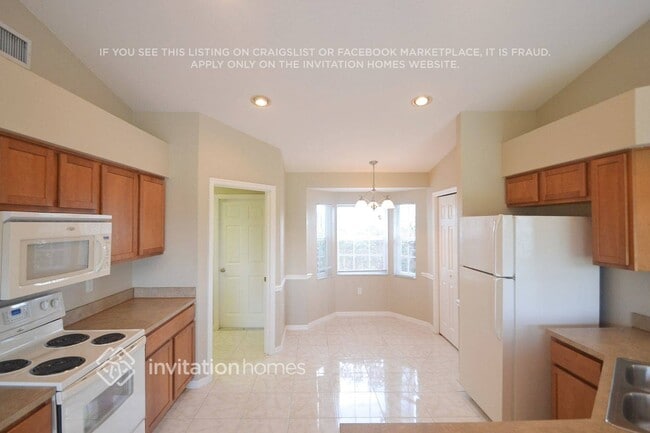 Photo - 2125 Golden Meadow Way