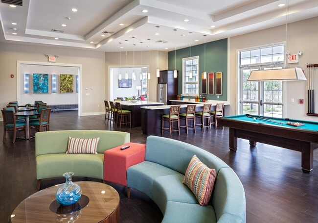 The Avery Townhome Apartments