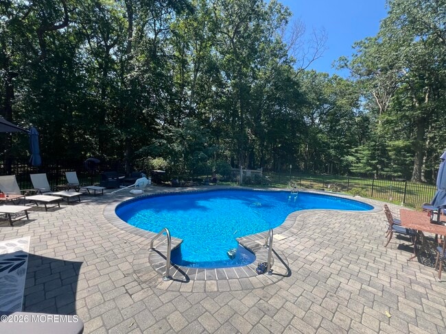 Photo - 92 Quail Ln
