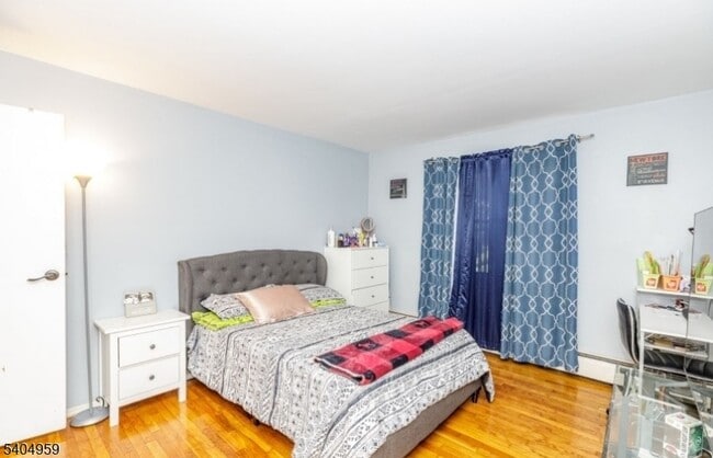 Photo - 43 Conforti Ave