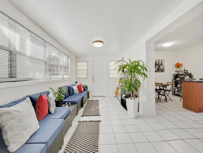 Photo - 9702 NW 5th Ln Unit 9702