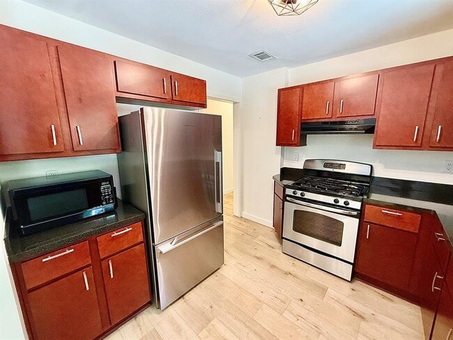 Photo - 7608 Tisdale Dr