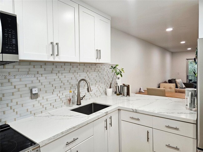 Photo - 2620 NE 135th St Unit 426